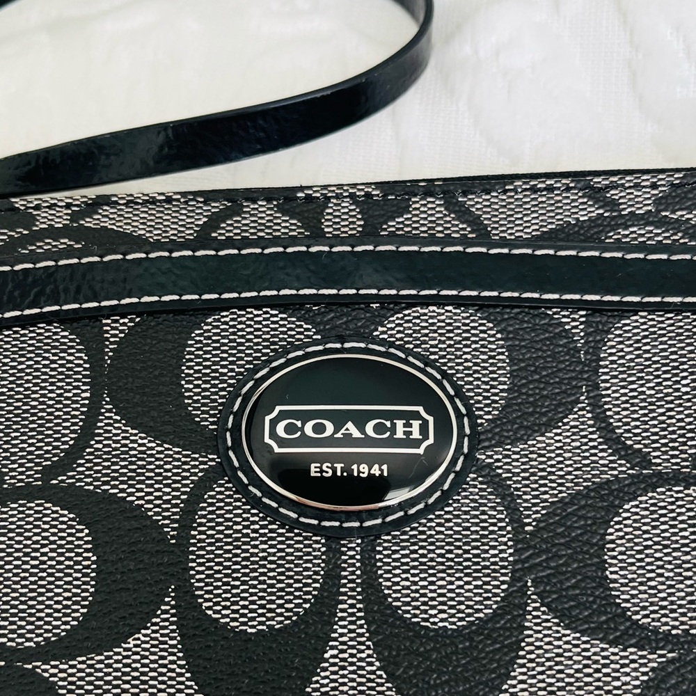 Coach Signature Print Wristlet - Picture 4 of 15